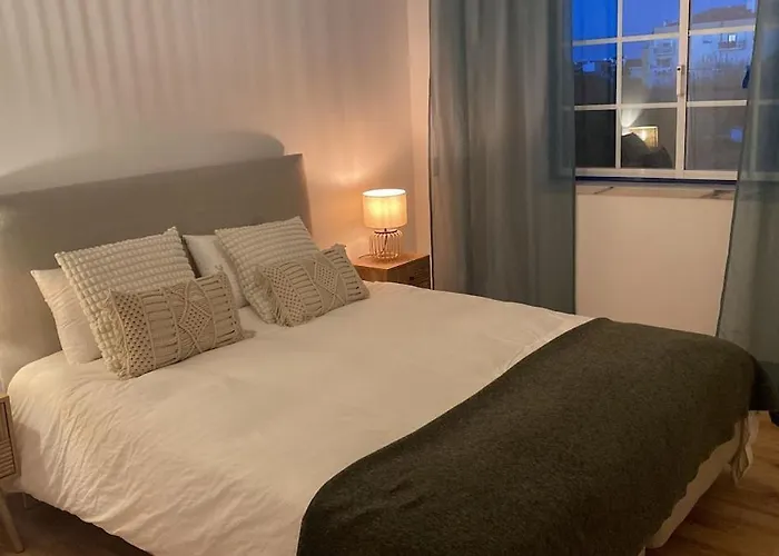 - The Light House Apartment Peniche